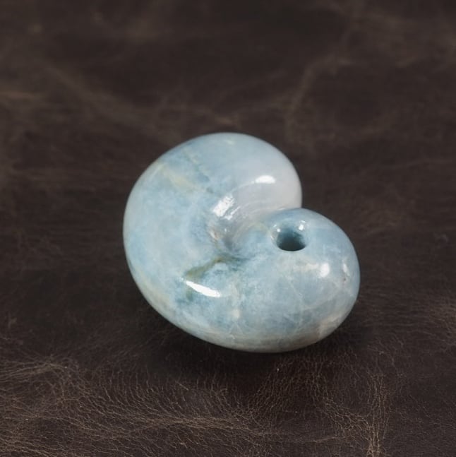 糸魚川翡翠 コン沢 青翡翠 ふく勾玉 25.0g Itoigawa blue Jadeite Fuku