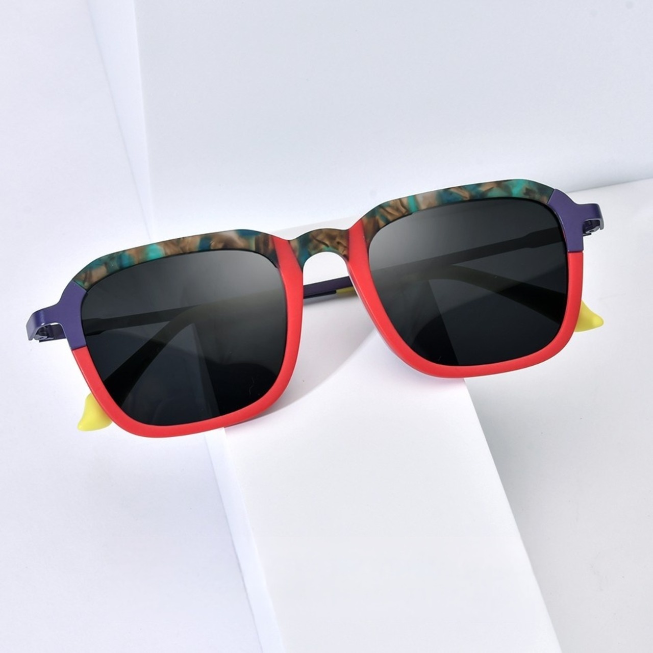 Titanium Acetate Bridge Colorful Sunglasses -wellington- / チタン アセテート ブリッジ カラフル サングラス -ウェリントン-