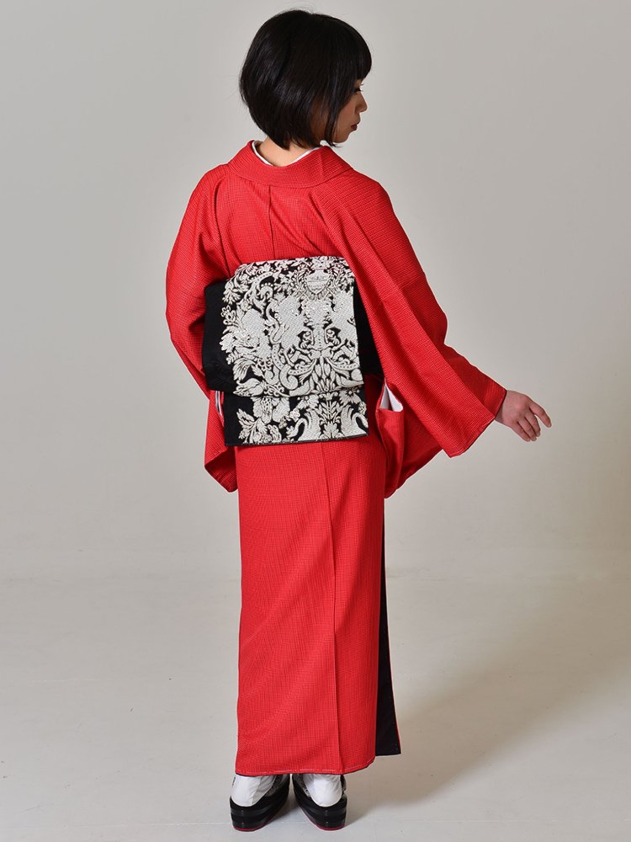 Rumi Rockきもの「ハデカク」レッドアイ 黒×赤　[A551]