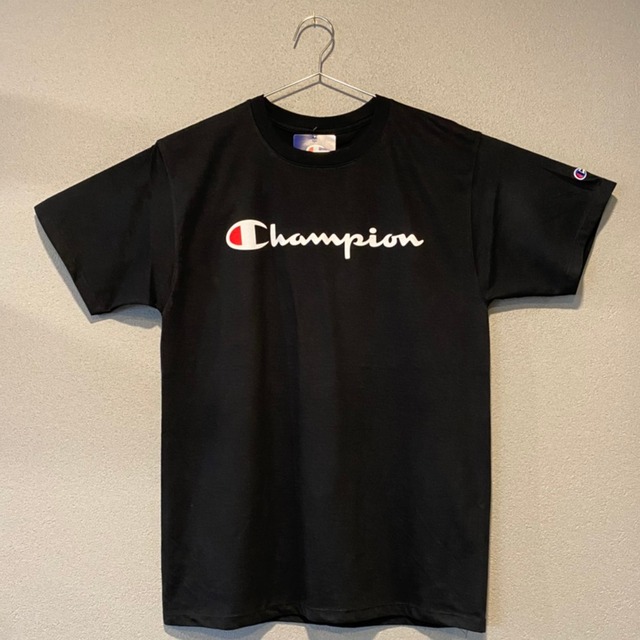 【並行輸入品】Champion ショートスリーブTシャツ CLASSIC GRAPHIC TEE ブラック BLACK 黒 半袖
