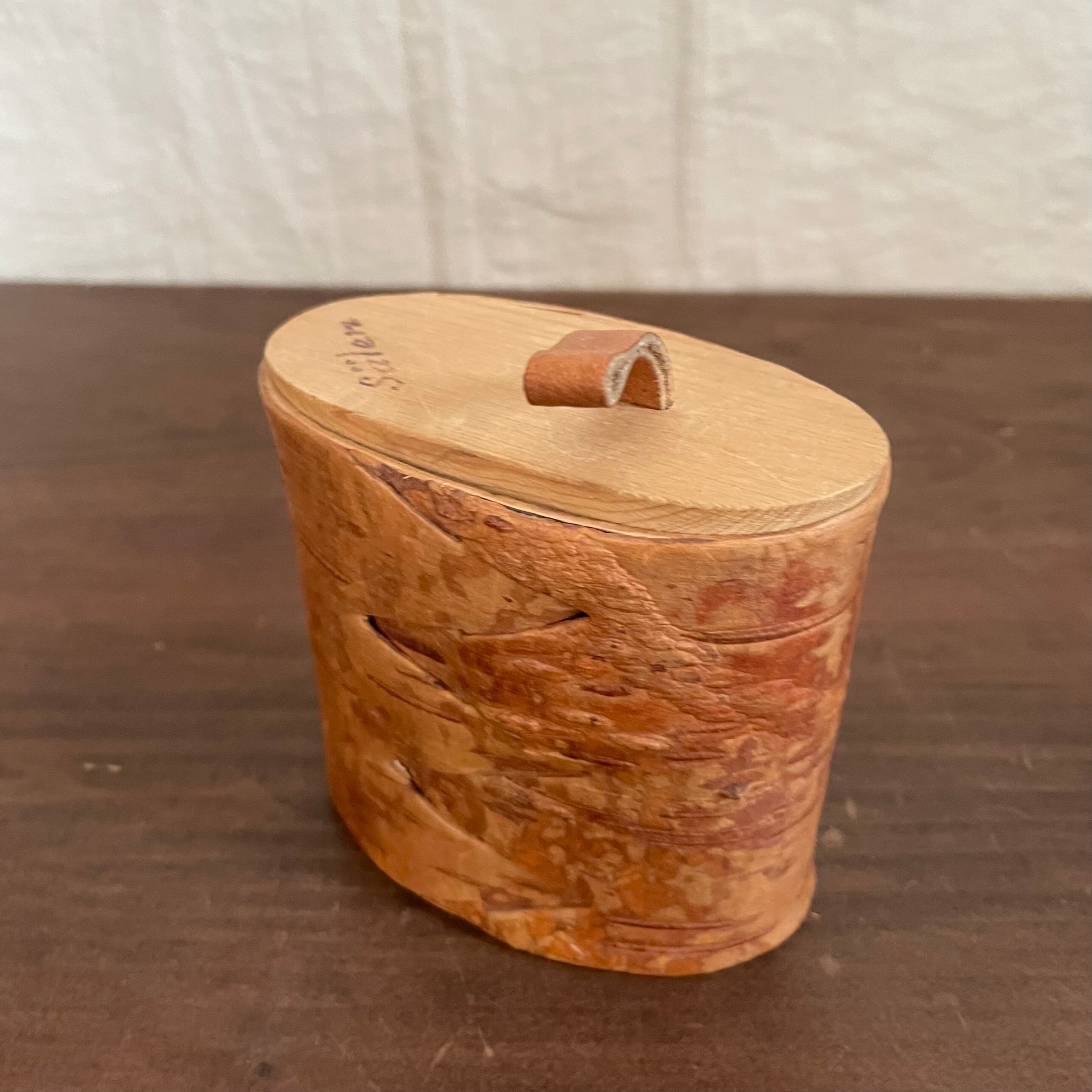 白樺の樹皮のいれもの27 | tsuitachi craft&brocante