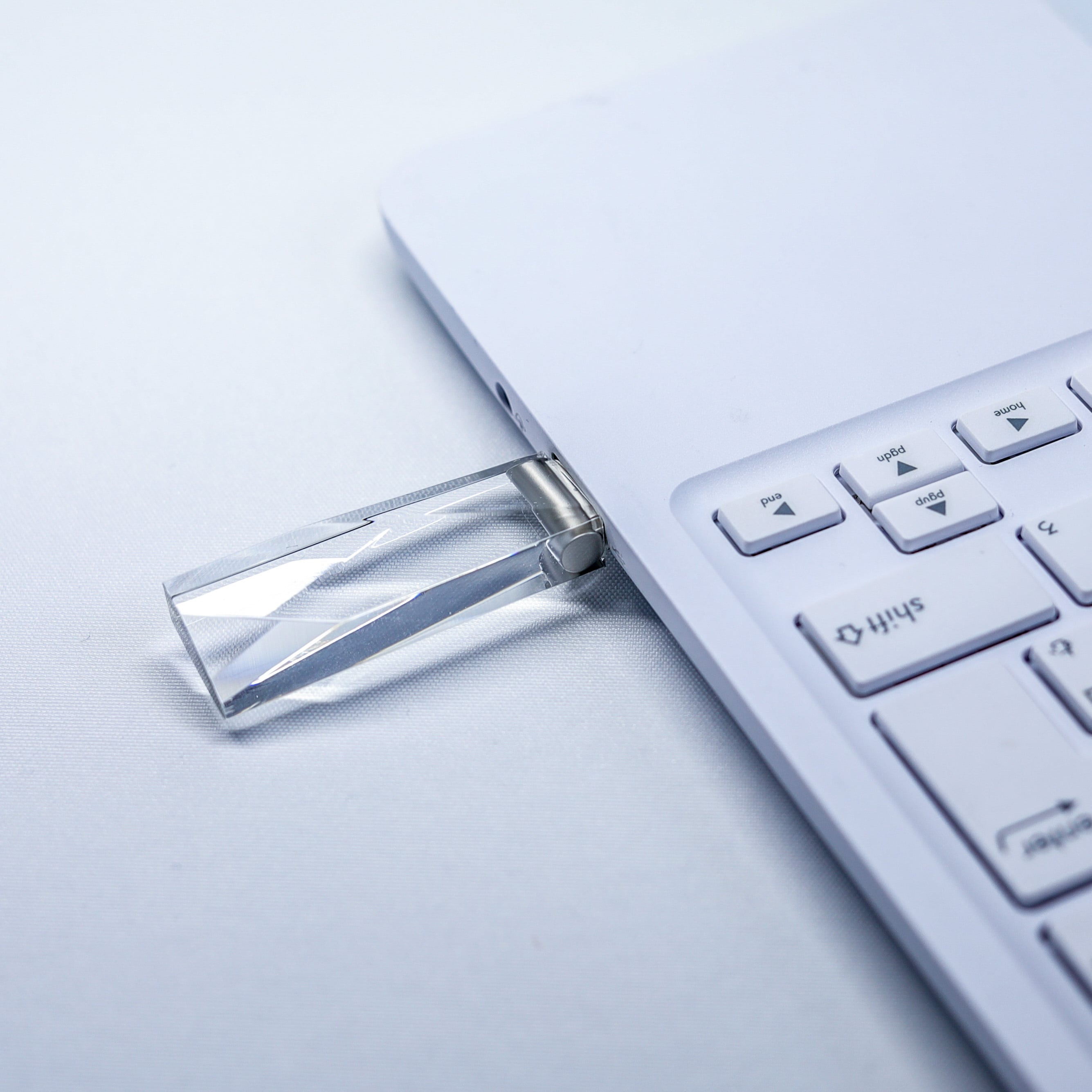 透明USBメモリ(64GB) Transparent USB memory stick | ニケルxp