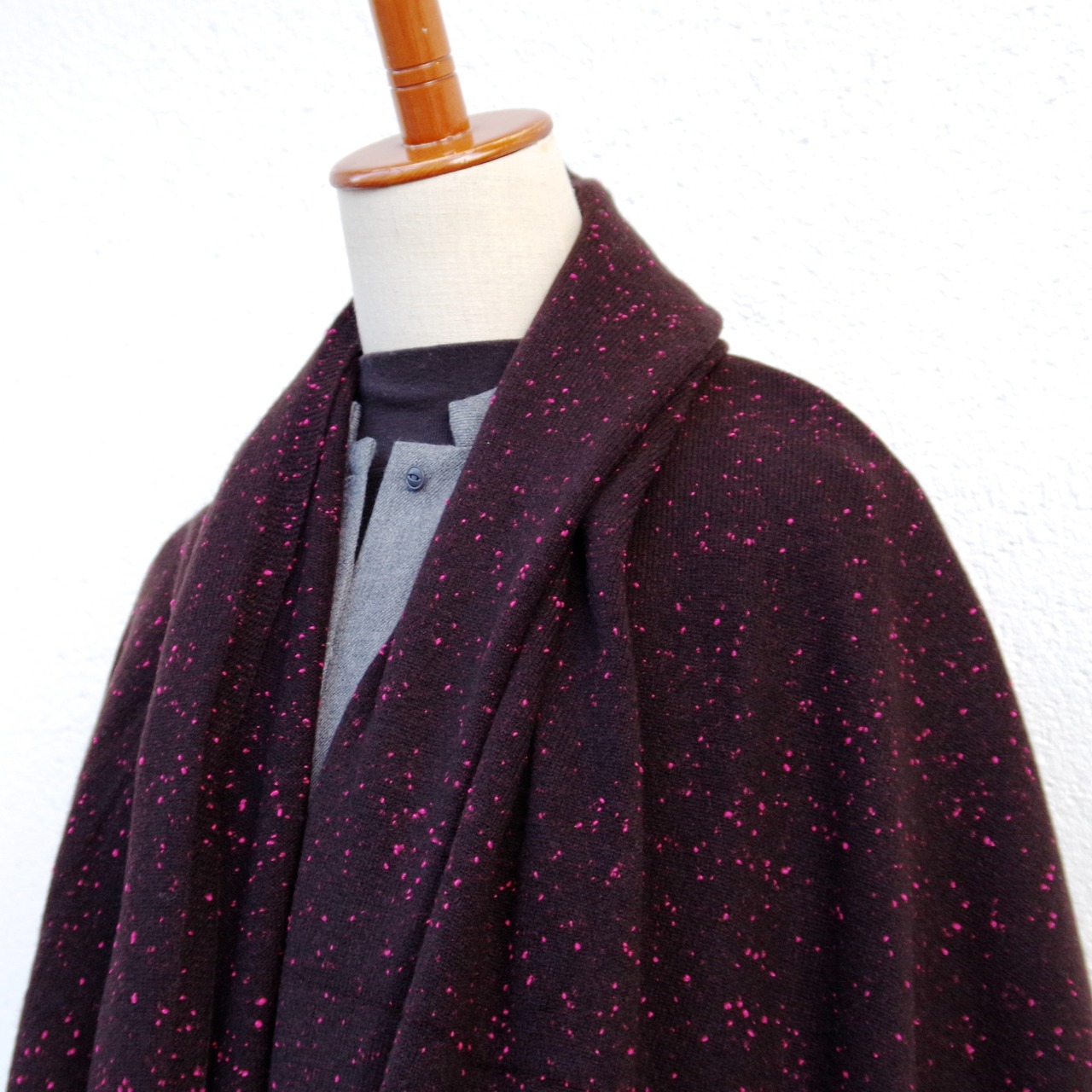 MAISON CARRÉE CASHMERE Stardust STOLE "BURGUNDY" 再入荷