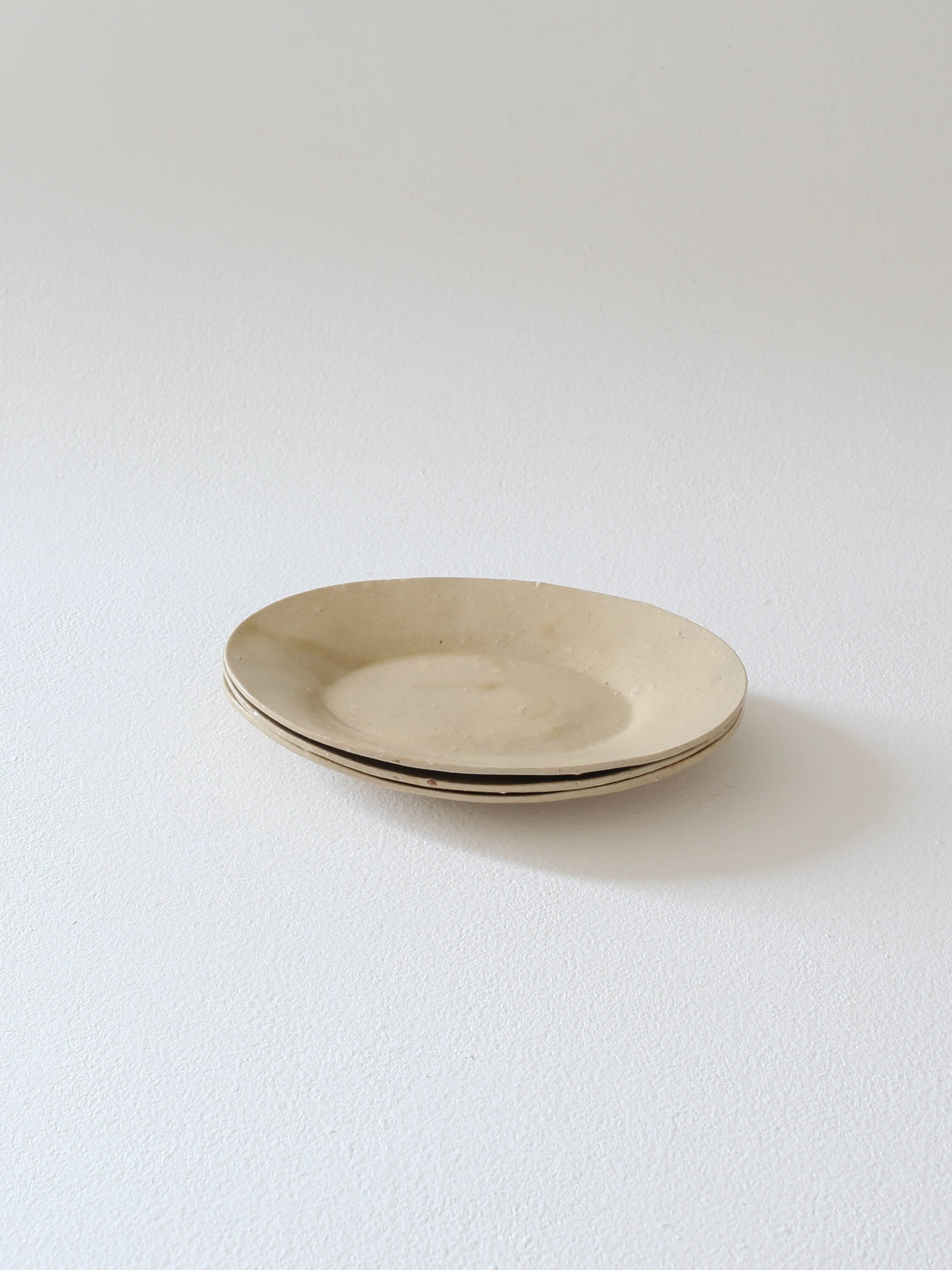 安齋新・厚子 Arata Atsuko Anzai|米色青磁オーバル皿(S)