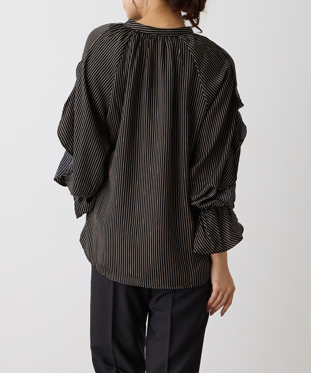 No.58521 ラッフルフリルブラウス  Stripe