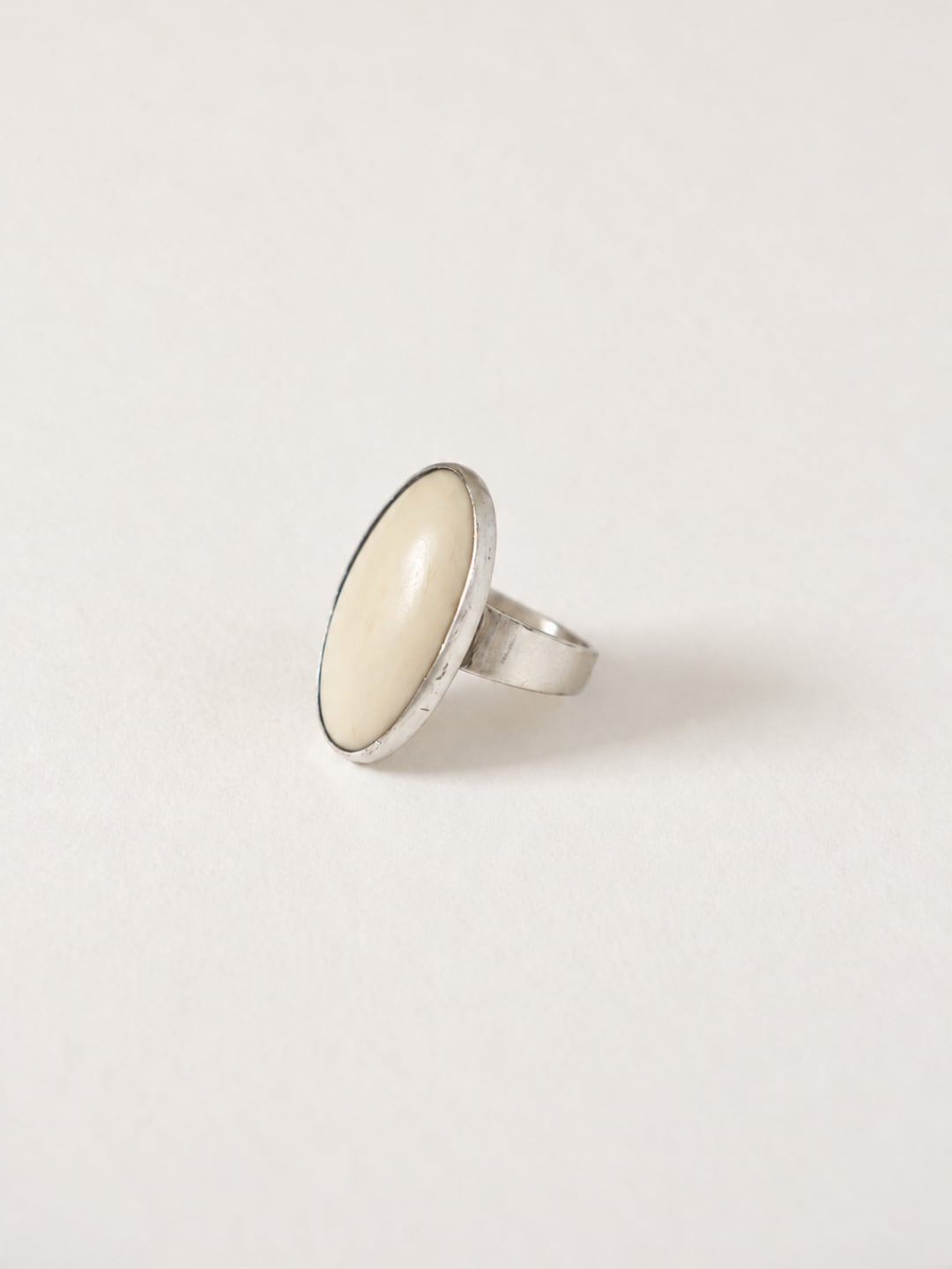 Ovale Écru — Vintage Ring