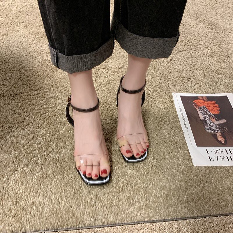 サンダル2020新作レディースシューズバージョンインネットレッドファッションオールマッチオープントゥバックル厚ヒールハイヒール 部族の婦人靴4730967