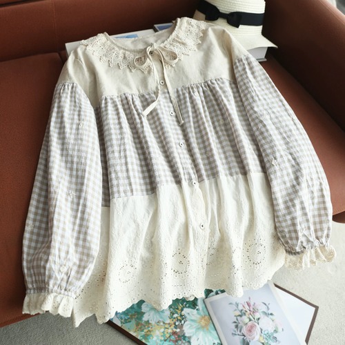 チェック柄刺繍レース切替ブラウス ・12627