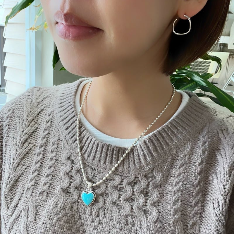 Indian Jewelry 》 キングマン ターコイズ ハート ペンダント Indian Jewelry 》 キングマン ターコイズ ハート ペンダント