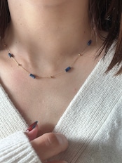 ブルーラインネックレス