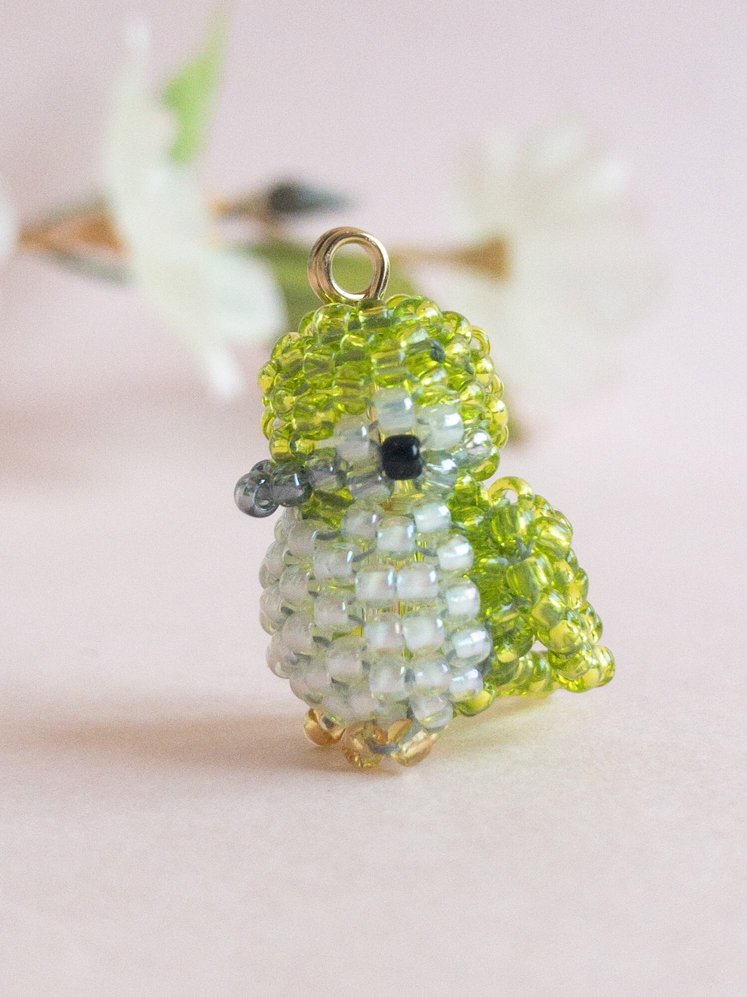 ウグイスのビーズステッチストラップ | うさのひみつきち