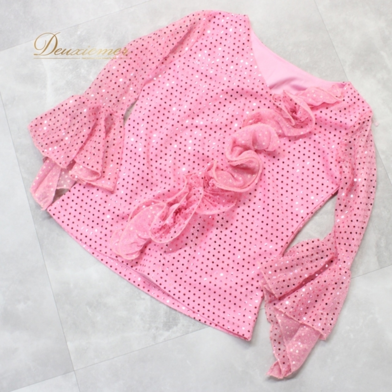 社交ダンス 衣装 スタンダード トップス レッスンウェア レディース 長袖 ピンク系 キラキラ ホログラム フリル かわいい 練習着 華やか 伸縮性 動きやすい おしゃれ パーティー レディースファッション スポーツウェア ダンス用 練習用 トップス 薄手 お洒落 トレーニング ウエア 上品 デザイン発表会 フレア シルエット ルームウェア