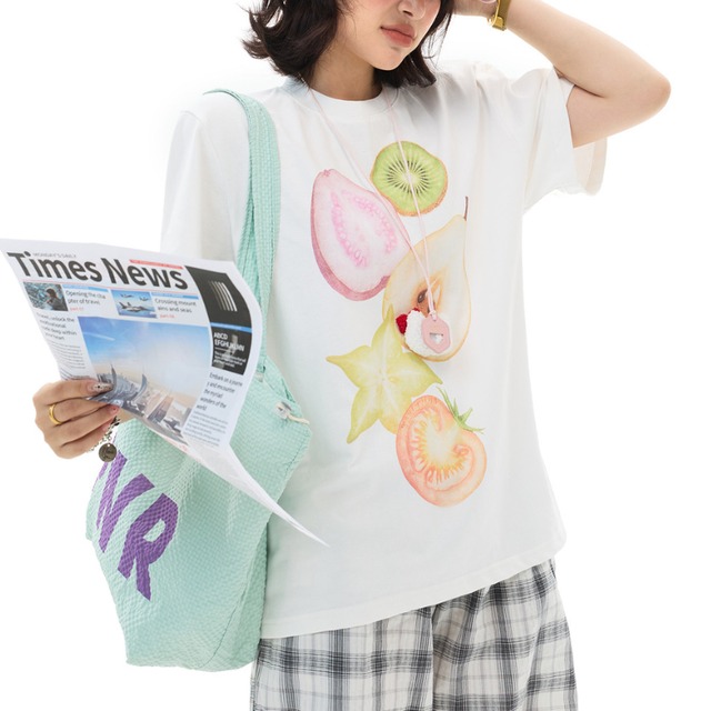 fruit print short-sleeved tee　フルーツプリント半袖ティー　J1906