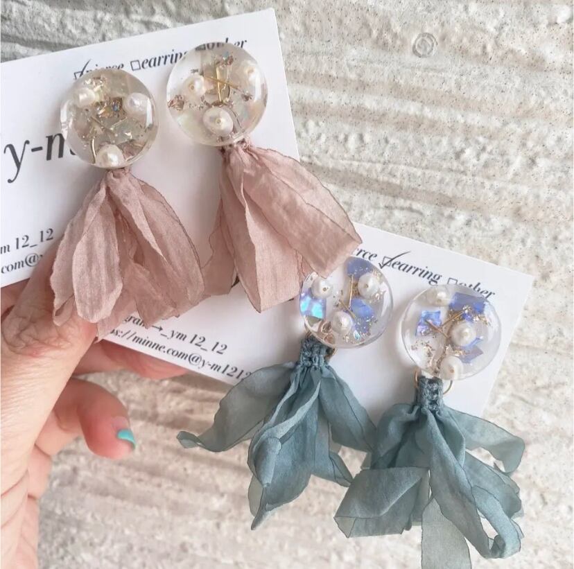 揺れる星…/y-m-上品なハンドメイドピアス | y-m-上品なハンドメイドピアス