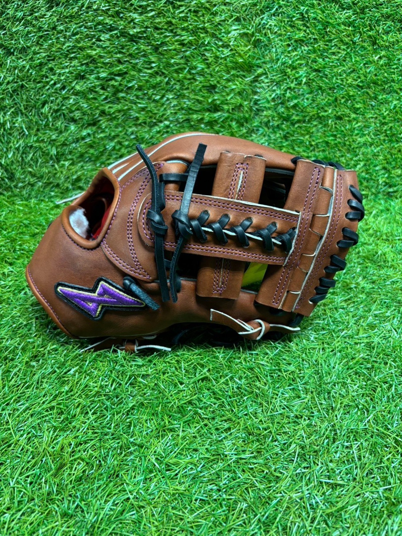 ノーリミット硬式内野手用グラブ湯もみ型付け済みチョコ右投げ・画像2