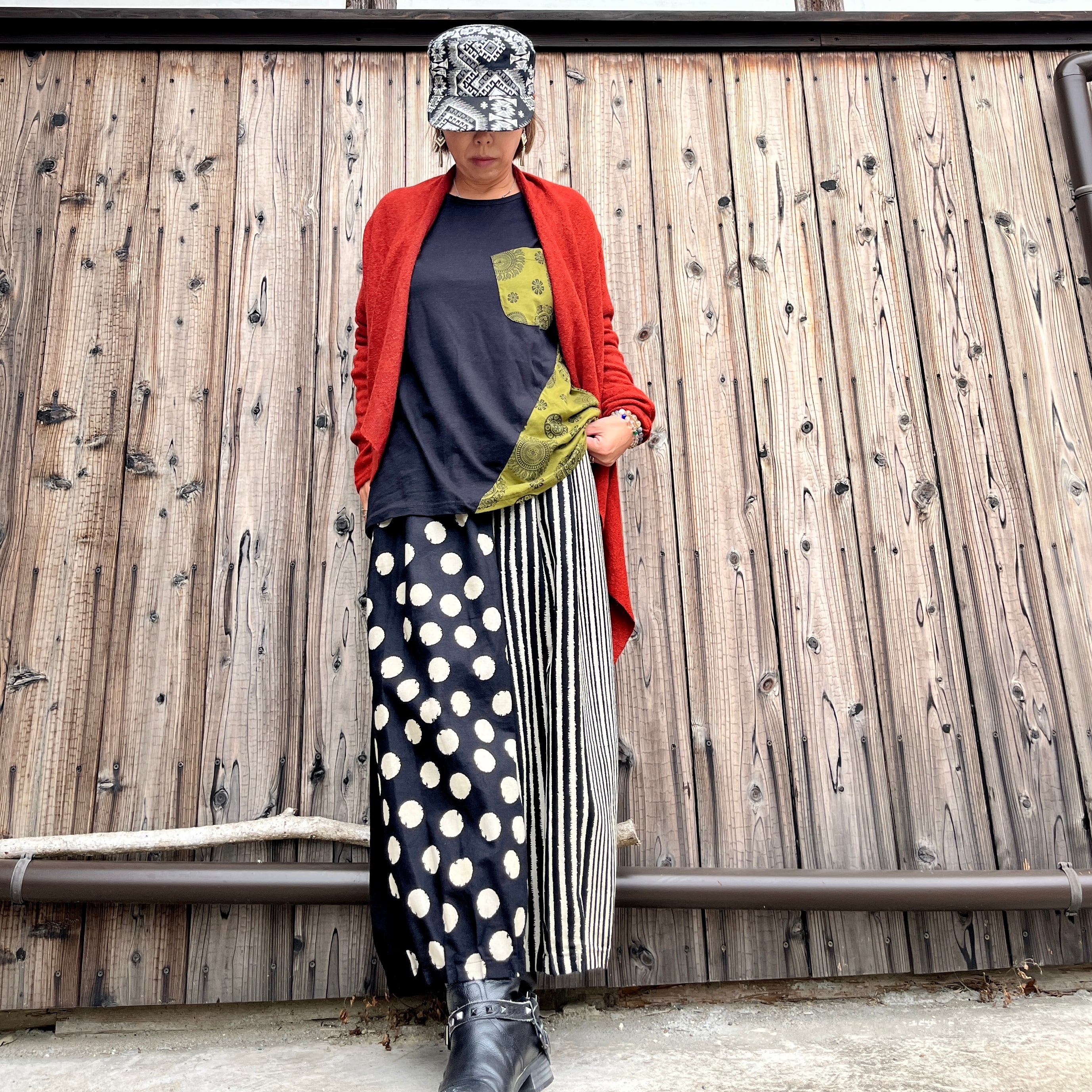 モノトーンドット柄パンツ | アジアン雑貨ルチュ