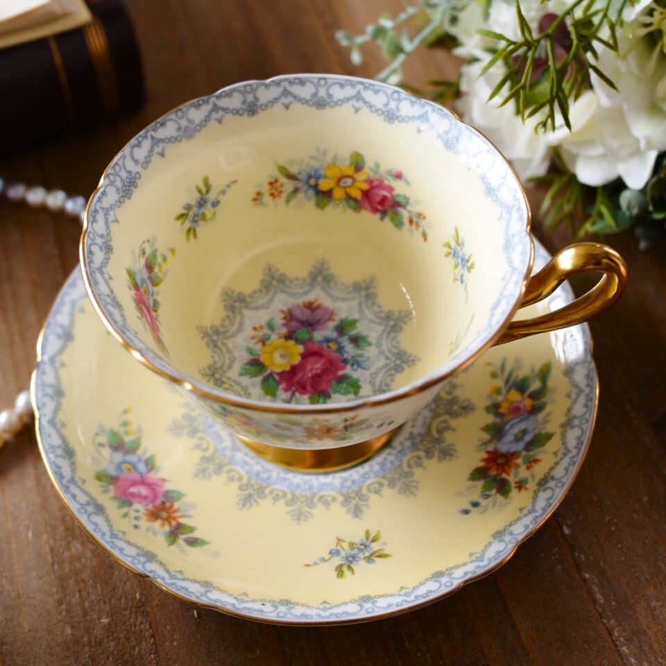 シェリー | antique FEELPORT アンティーク食器の専門店