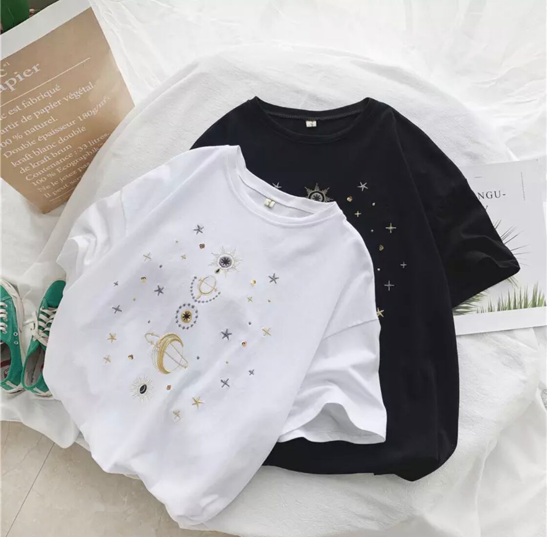 お取り寄せ商品】Tシャツ 半袖 星 月 刺繍 シンプル カジュアル 