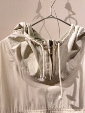 Gudrun sjoden フーディジップアップアノラック