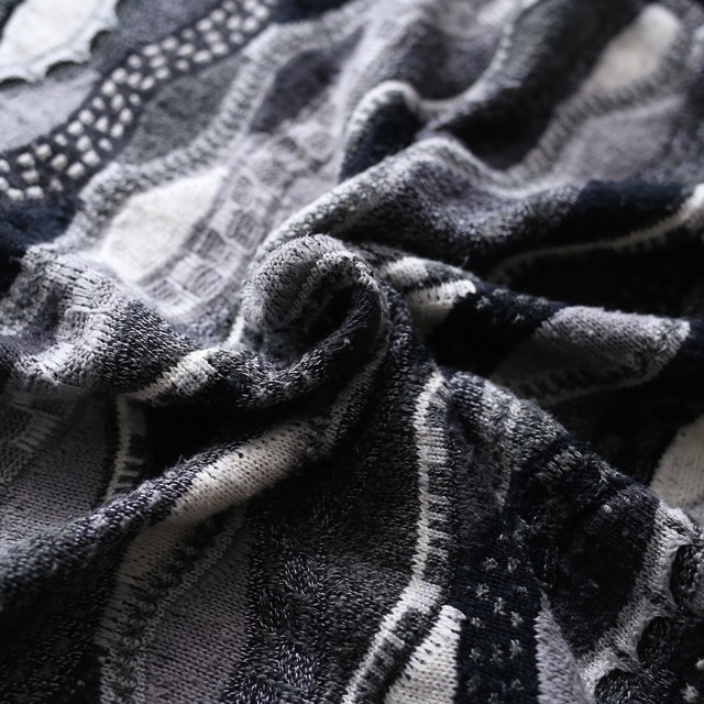 monotone 3D wave design loose pullover knit