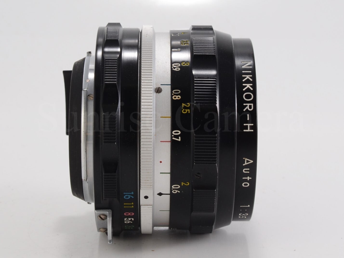 Nikon NIKKOR H Auto 28mm F3.5 ニコン フィルムカメラ用レンズ (61400
