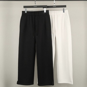 裾スリット裏起毛スマートレッグスウェットパンツ　1050