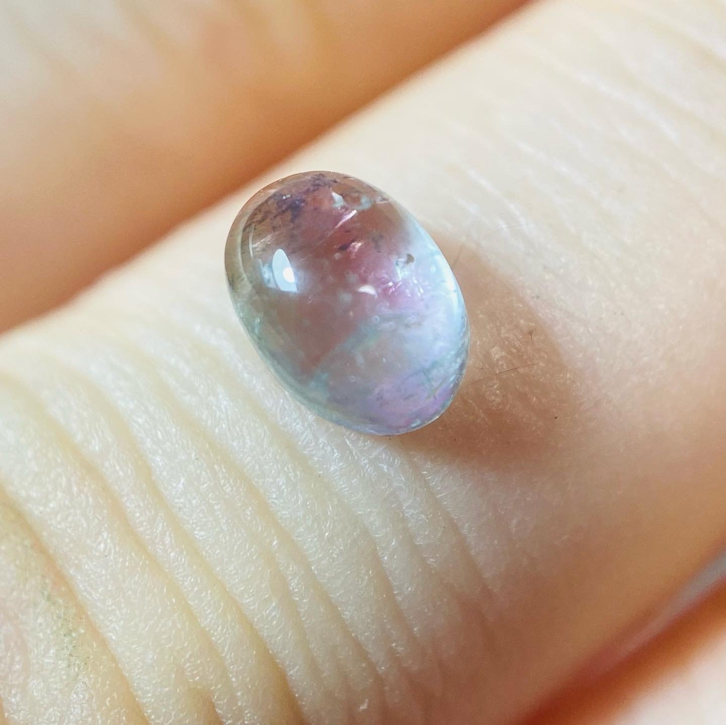 桜空　トルマリンカボション