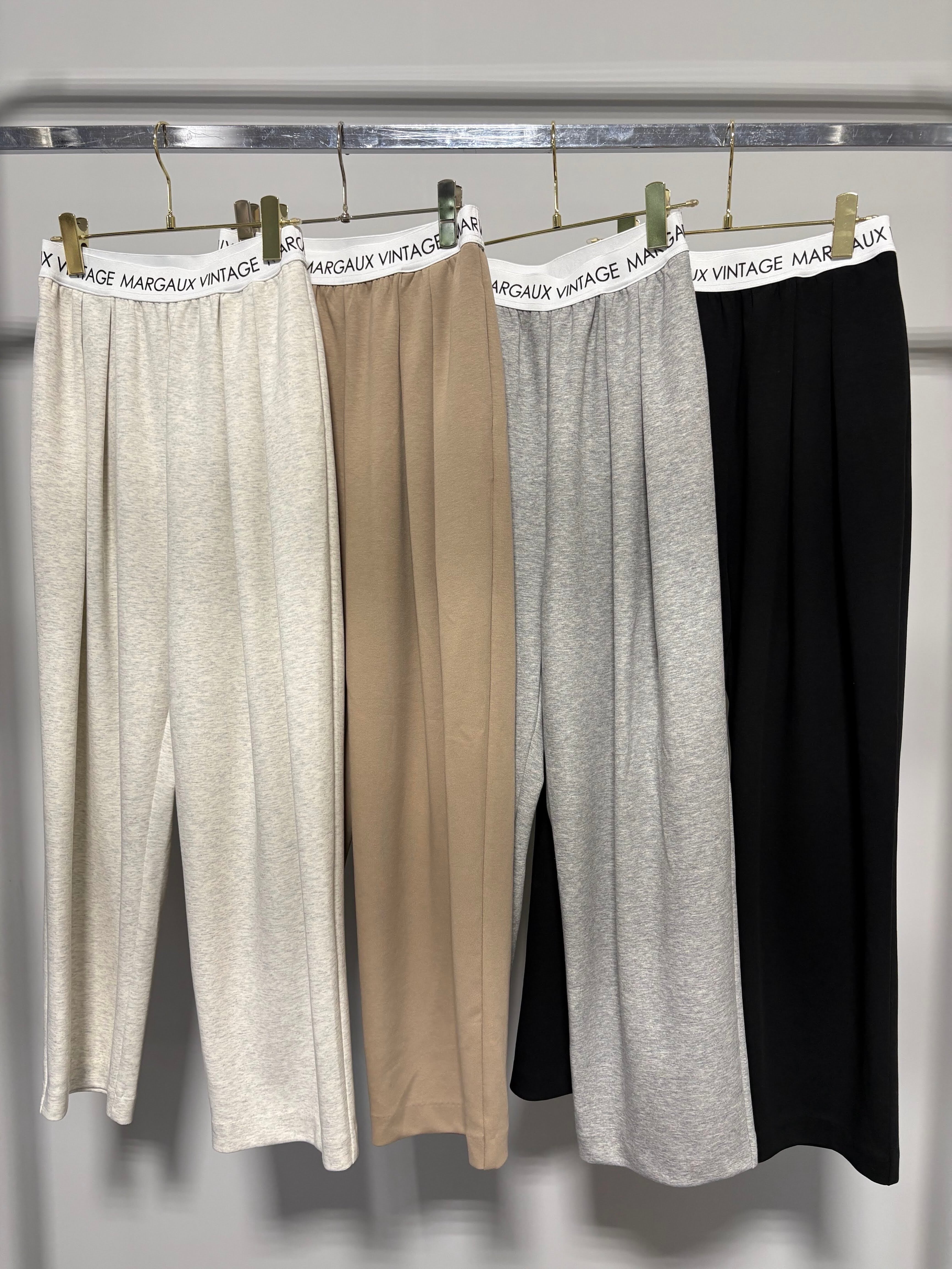 【9/上旬〜下旬入荷次第お届けのご予約】 MARGAUX VINTAGE/マルゴーヴィンテージ ロゴウエストタックパンツ