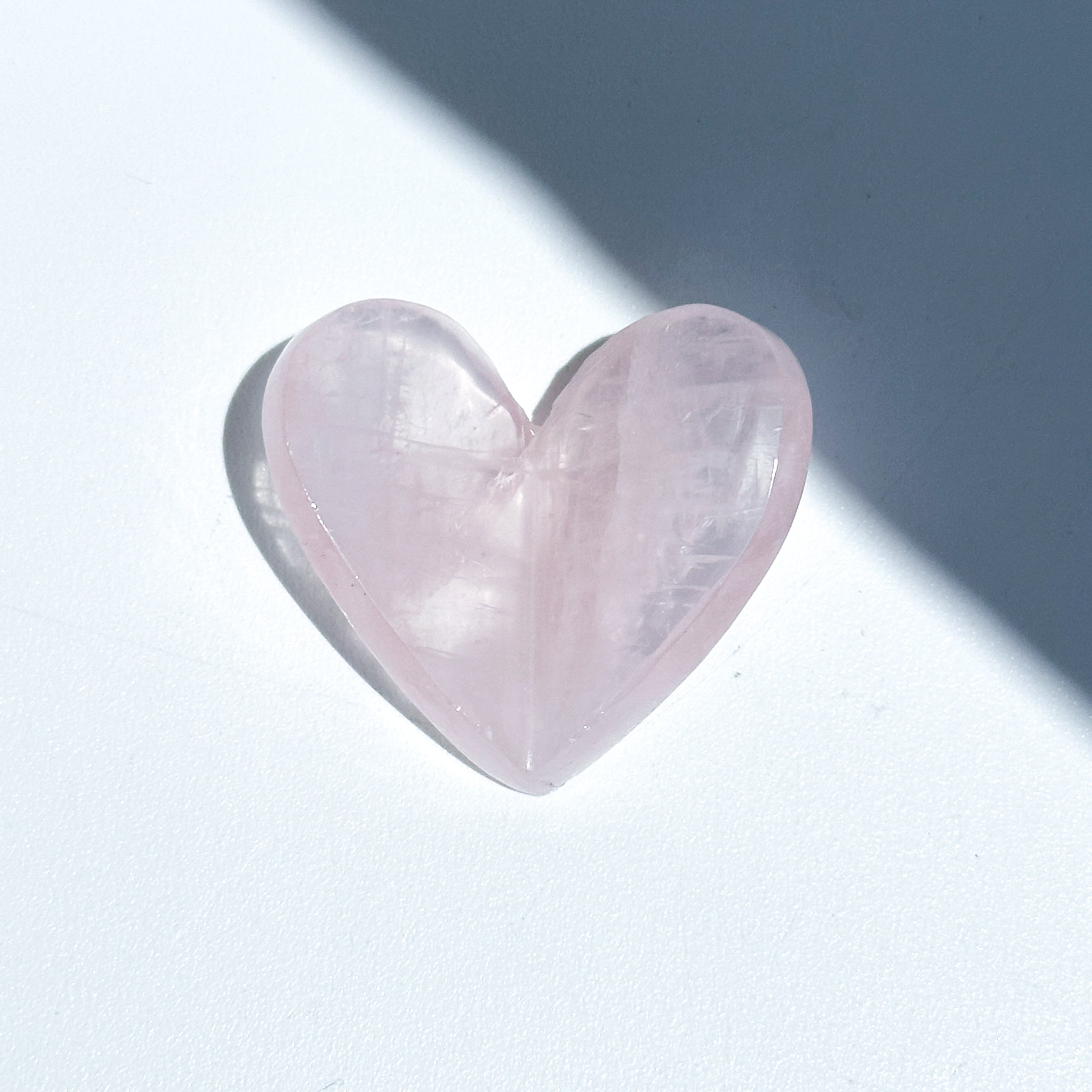 ローズクォーツ 3Dハート 05♡Rose Quartz heart ♡天然石・鉱物