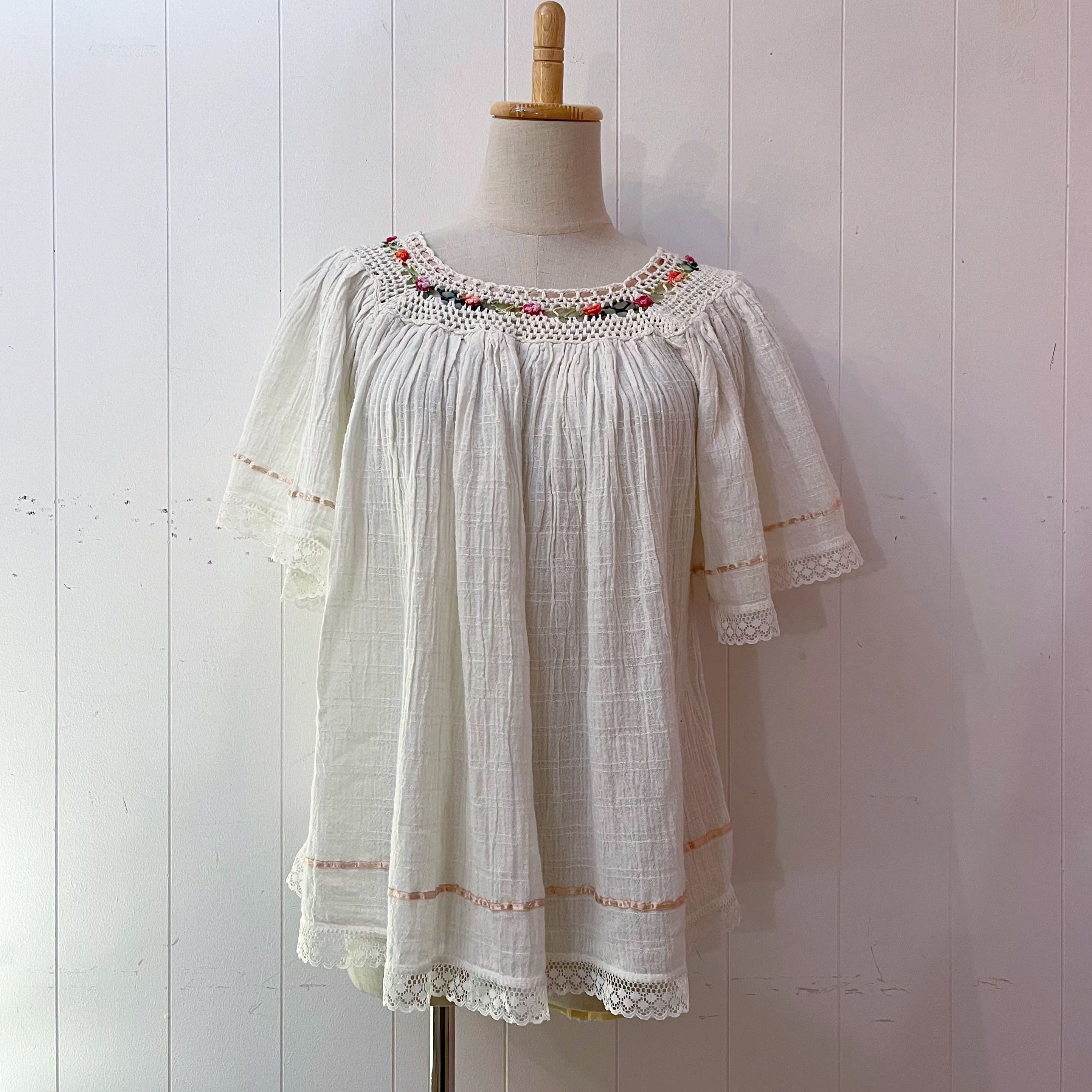 crochet ribbon bohemian blouse