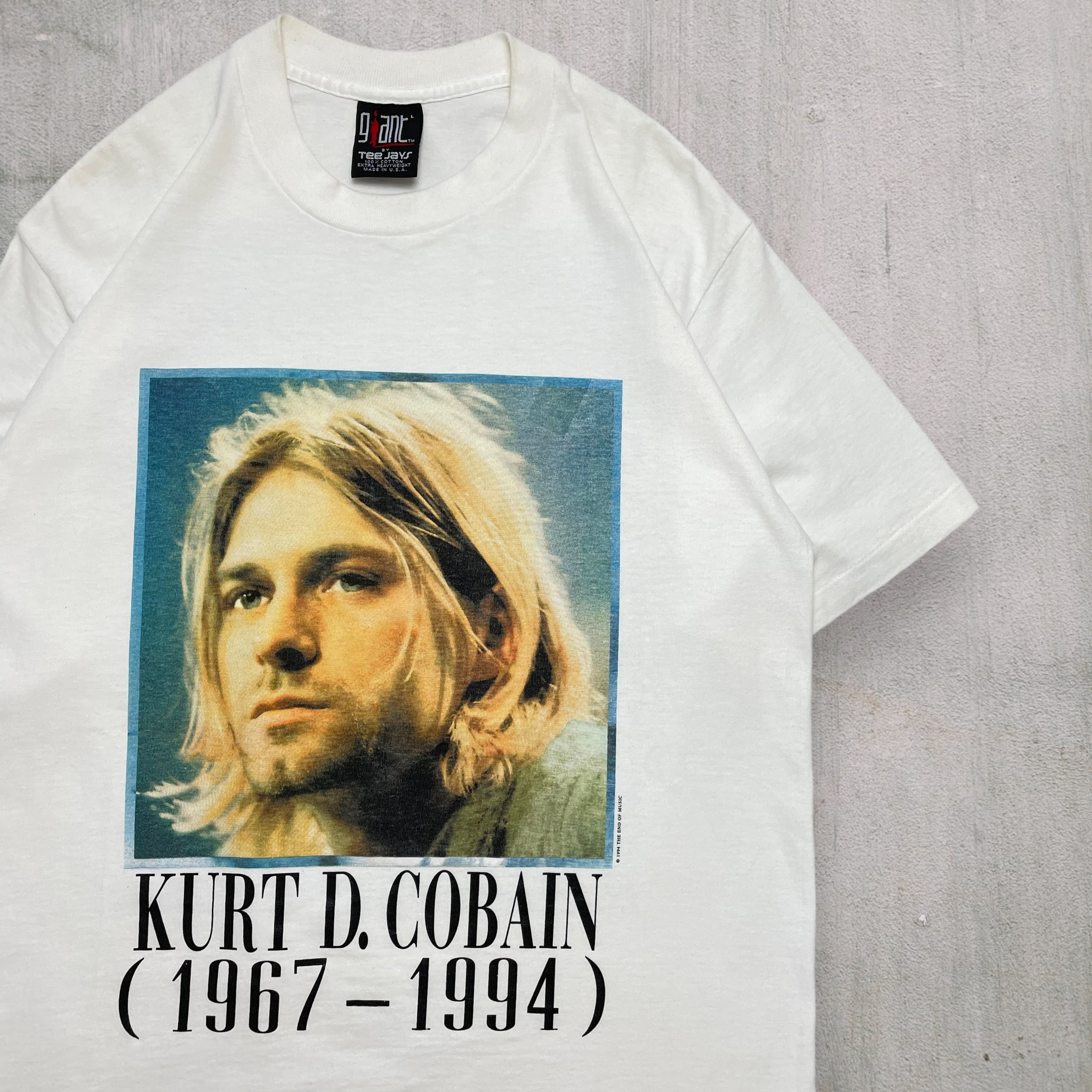 90s KURT COBAIN , memorial T-shirt , Giant by Tee Jays