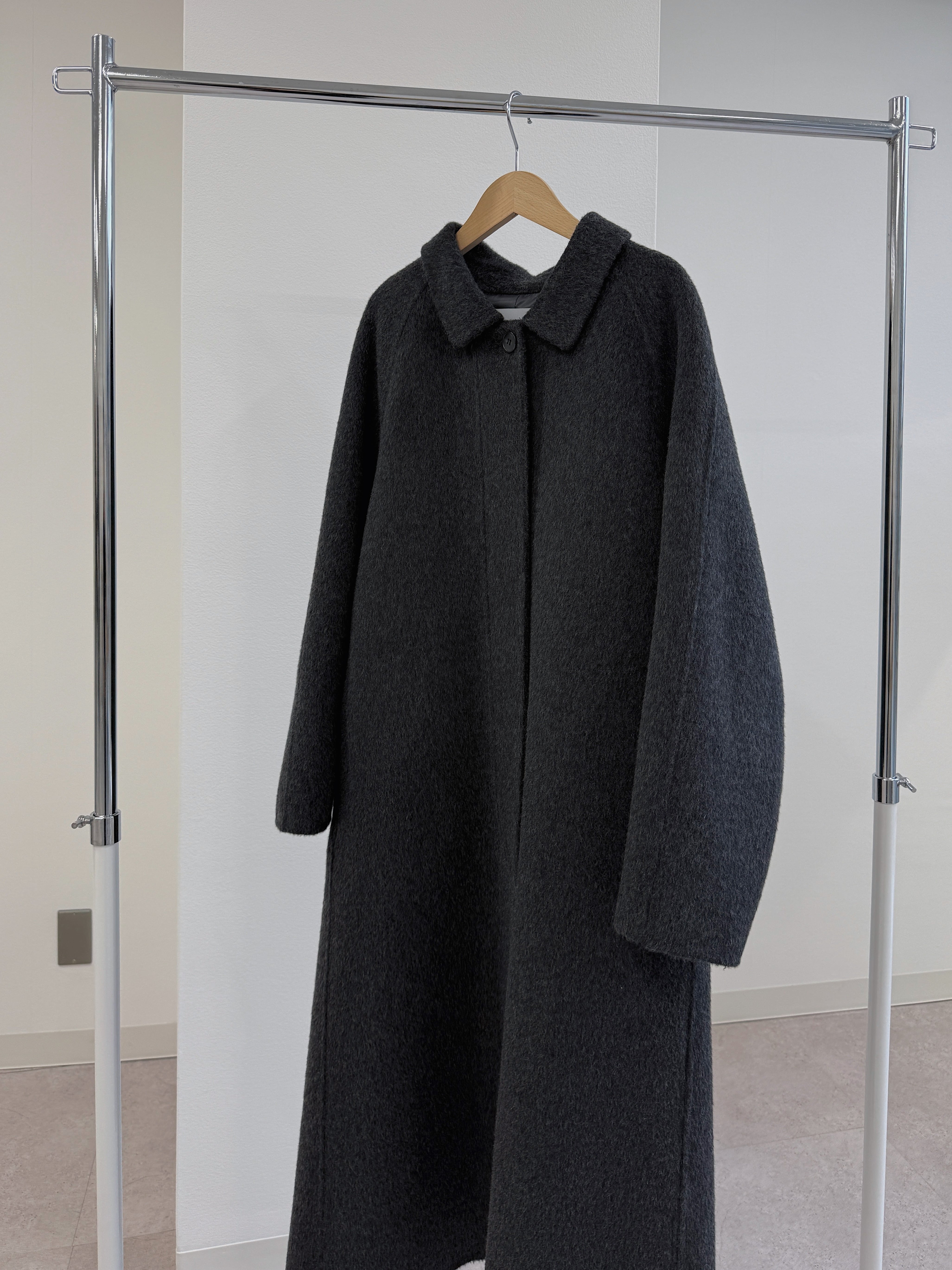 shaggy wool soutien collar long coat | nananamoe