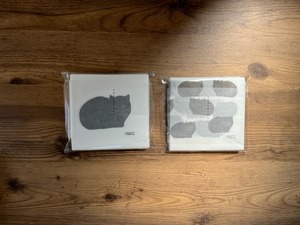 トモタケ　|　 紙ナプキン50枚セット　クロネコ１匹　・クロネコいっぱい