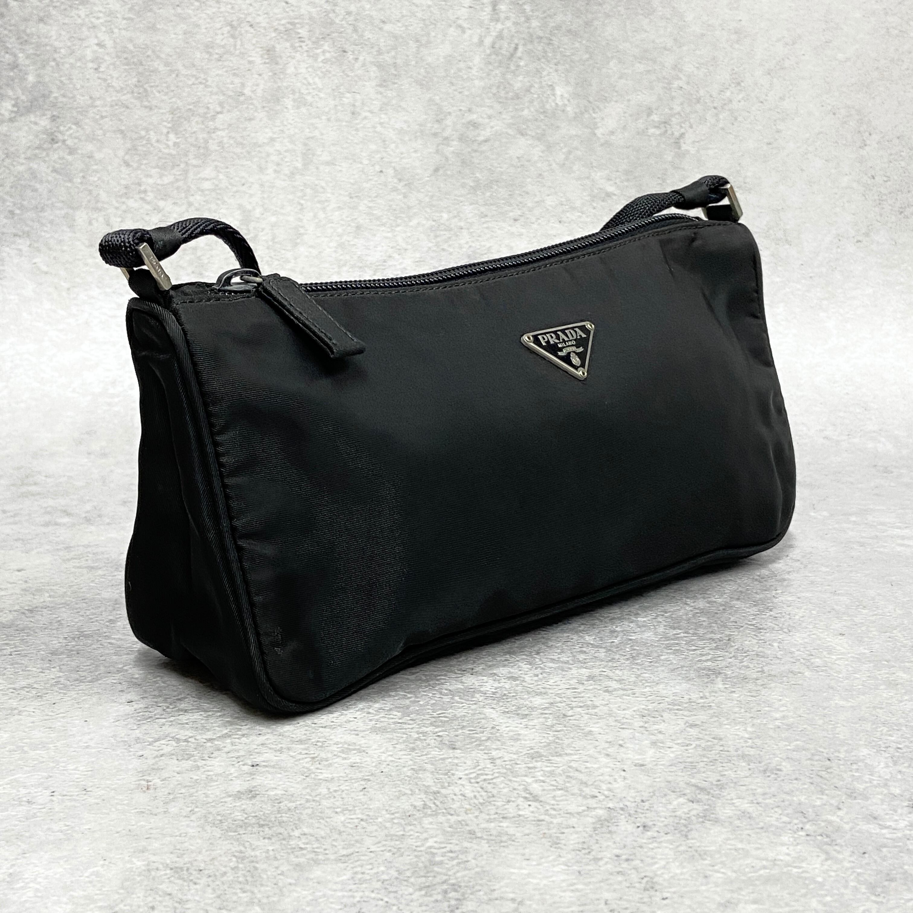 PRADA プラダ ナイロンポーチ ブラック 7072-202205 | rean