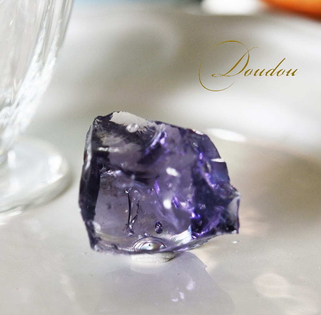 ◇アンダラクリスタル 琥珀色 虹入り 108g◇Andara Crystal◇ 置物
