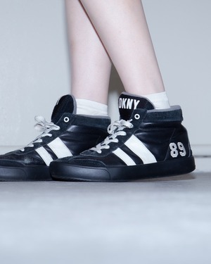 1990s DKNY - high cut leather sneaker
