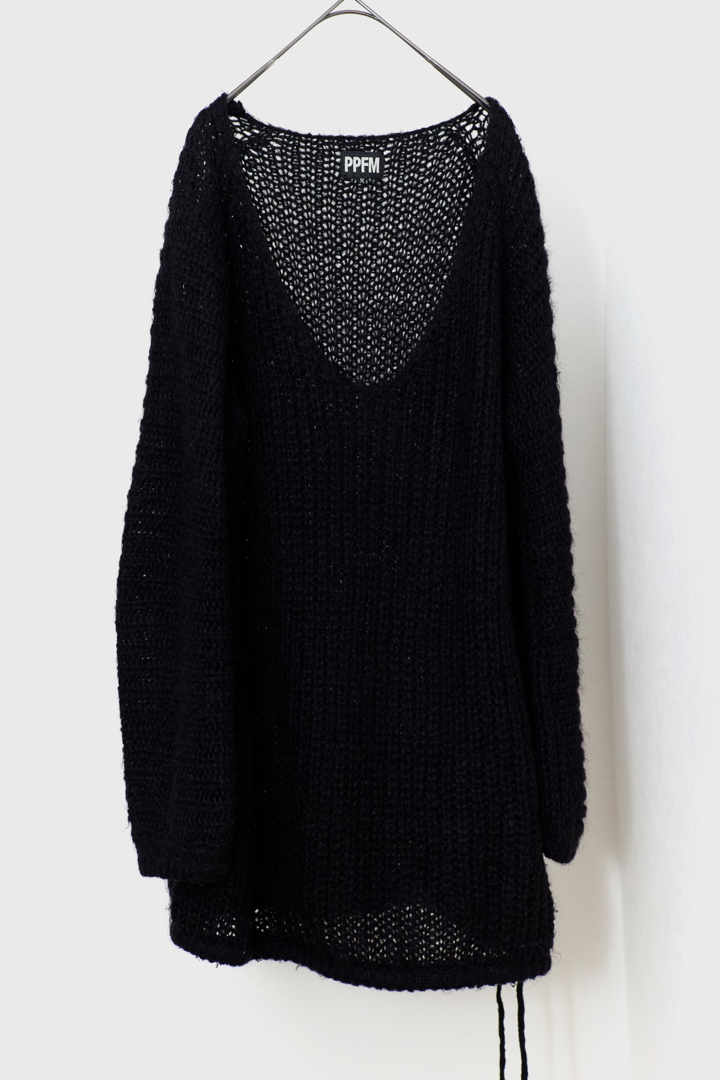 PPFM BLACK LOW-GAUGE V-NECK PULLOVER KNIT