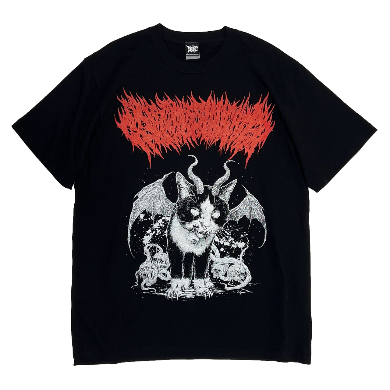 brutal death clothing モンスター猫Tシャツ HISASHI 再入荷】The Monster Slayer Cat T-shirt / モンスター猫
