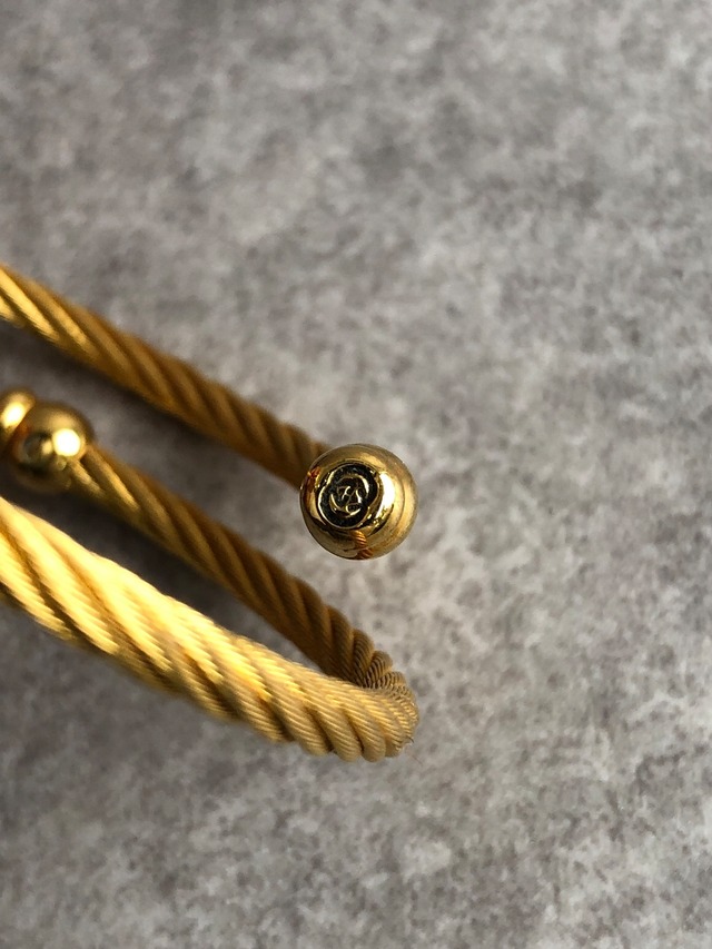GUCCI グッチ 腕時計 ゴールド シェル ステンレススチール バングル 2700.2.L クウォーツ vintage ヴィンテージ オールド zxiigr