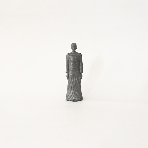 (pf-01)  pewter figure L