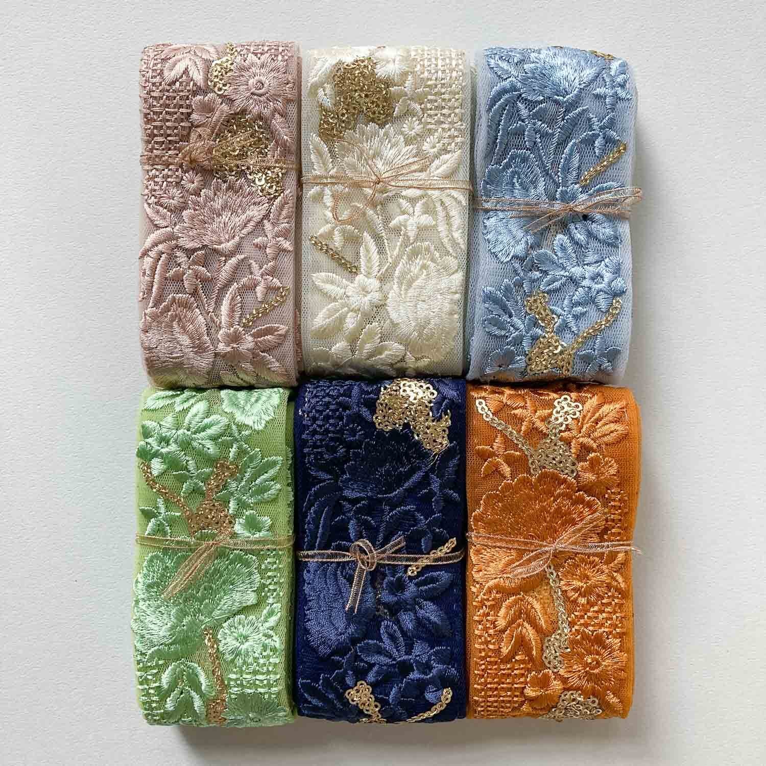 再入荷〉スパンコールとクロスステッチ入お花刺繍リボン（1mカット