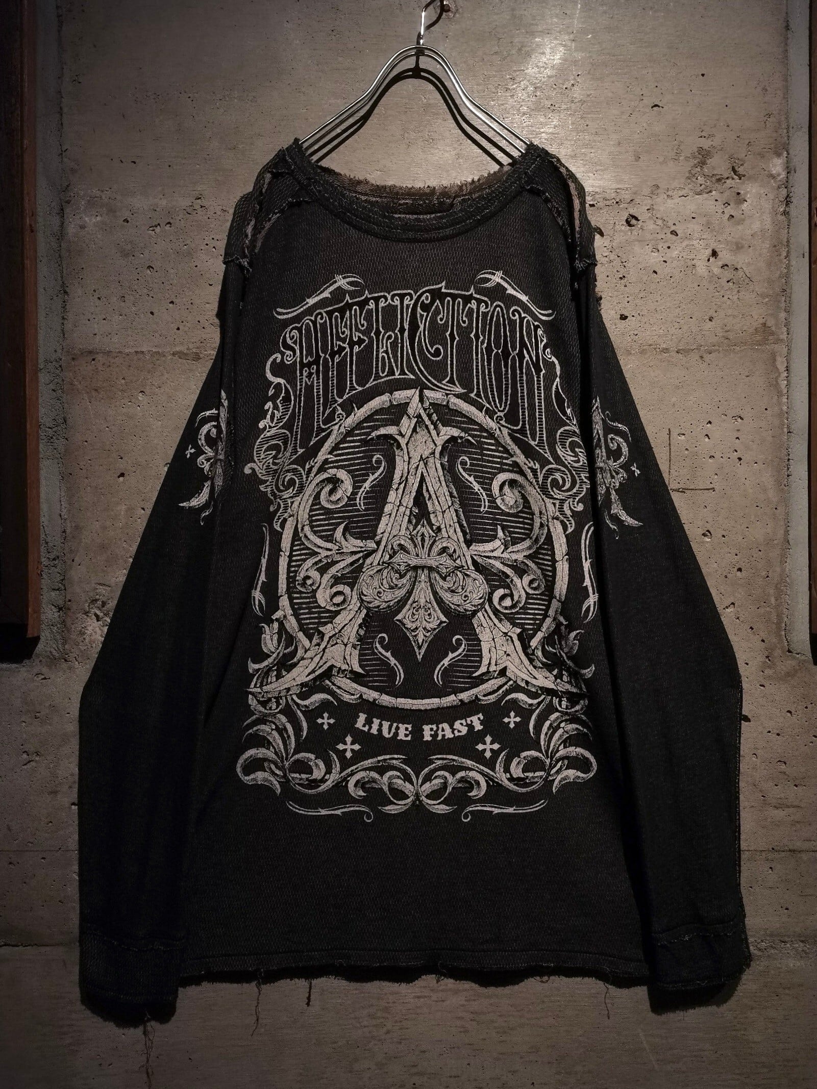 Affliction Gothic Print Zip Up Sweat JKT｜ファッション