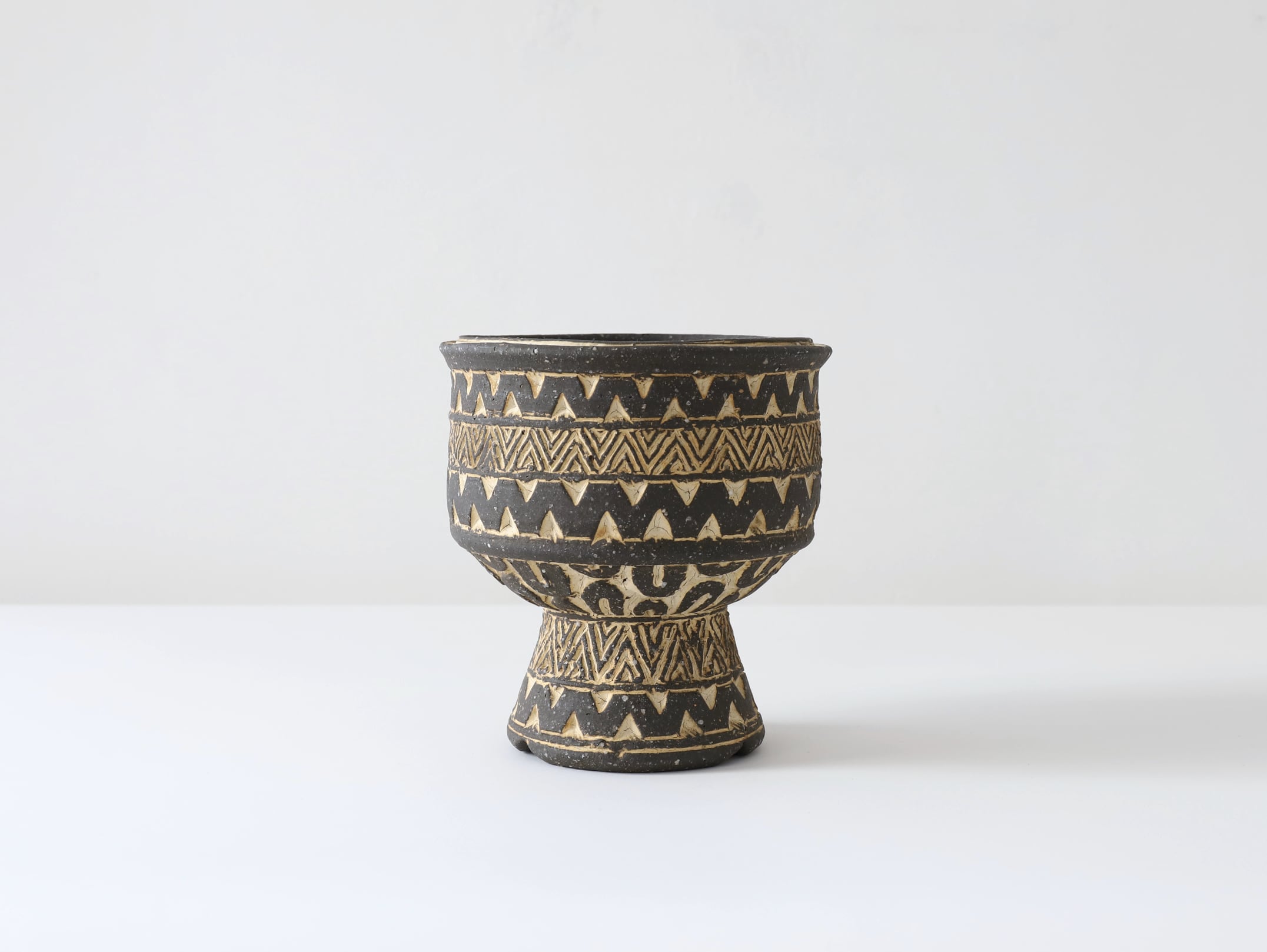 荻野善史 植木鉢 「鳥」一 （花鳥風月） | Galerie NUAGE