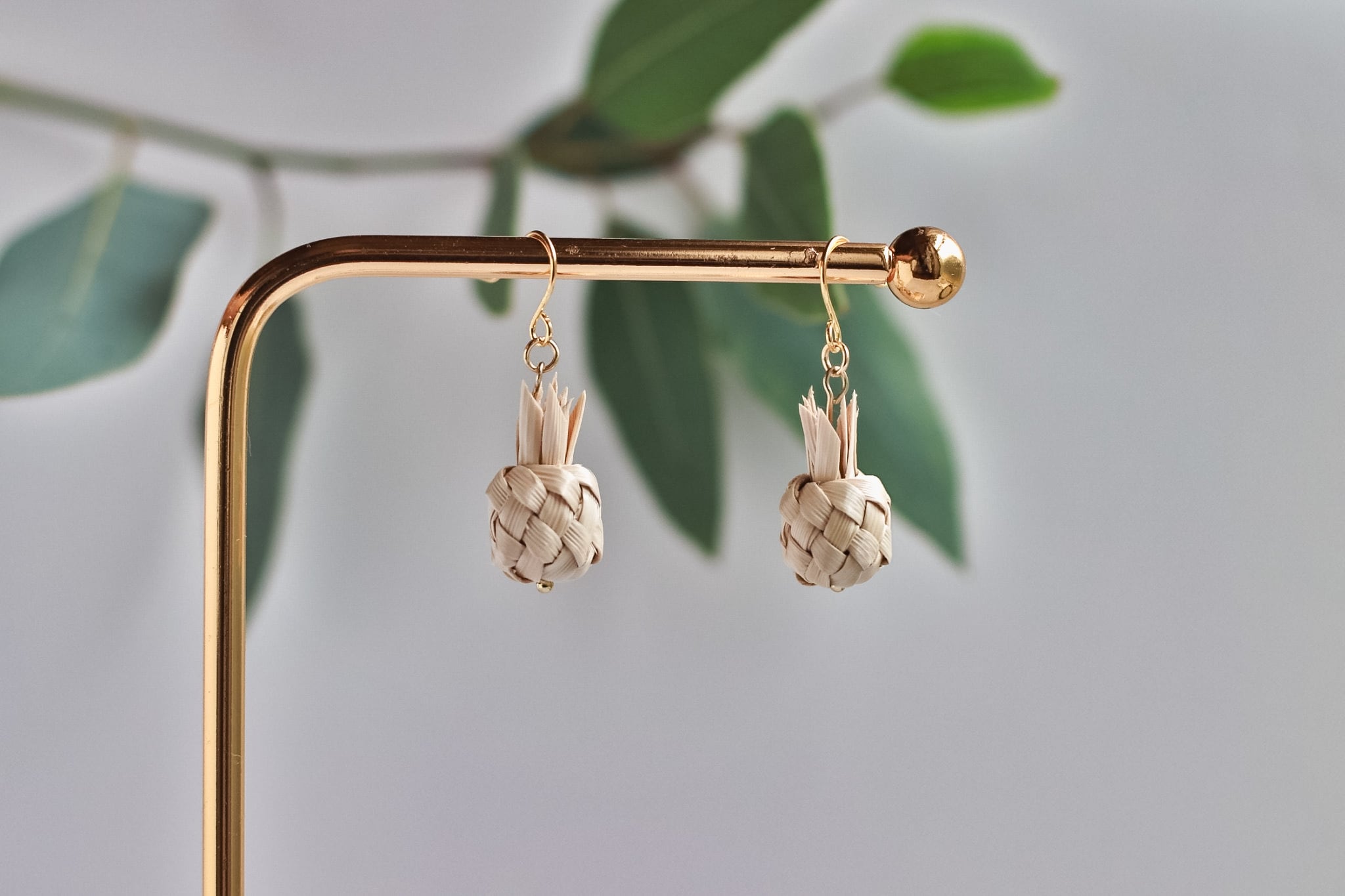 商談中 パイナップル☆軟骨ピアス