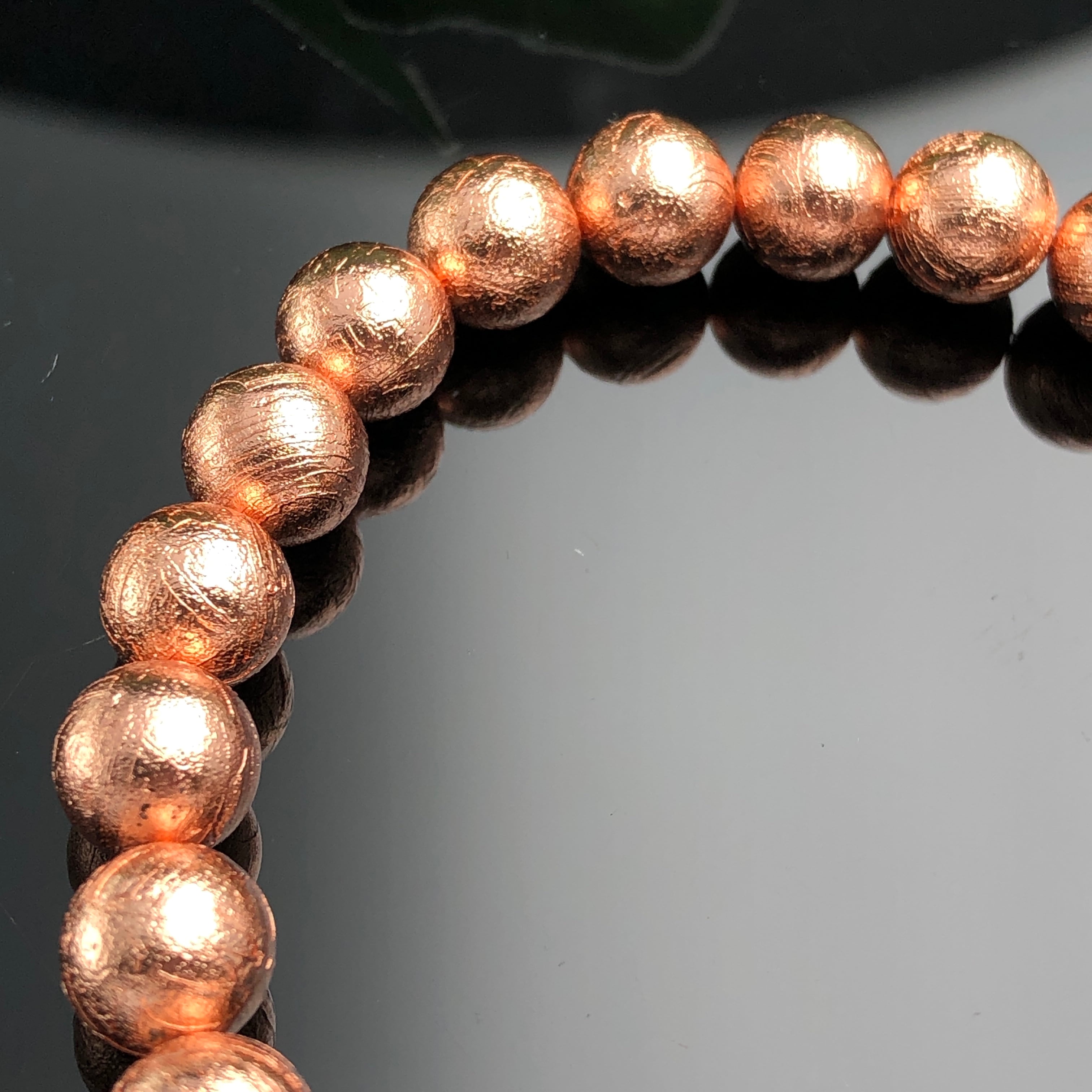 ナミビア産ギベオン隕石ピンクゴールドブレスレット（メテオライト約8