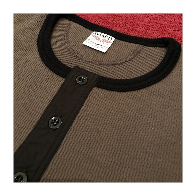 Lewis Leathers / Thermal Henley Neck Gray