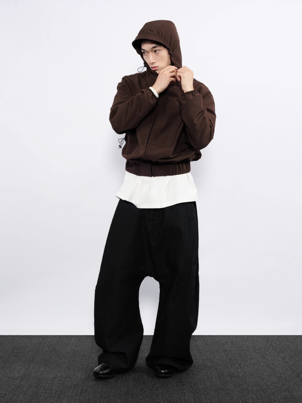 7440 37 1 Wide Pleated Denim Trousers