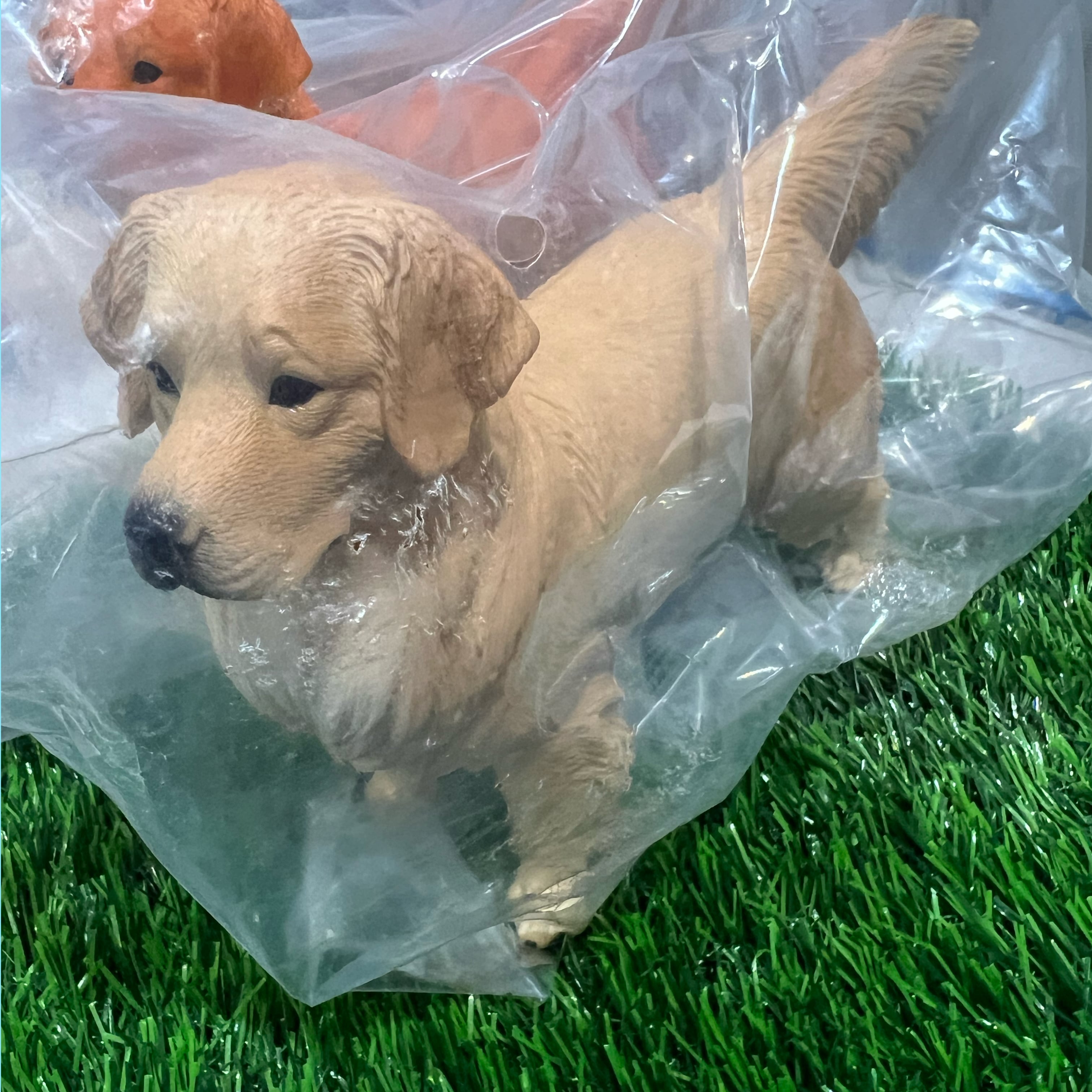 ゴールデンレトリバー 犬のオーナメント オブジェ 犬の置物 リアル