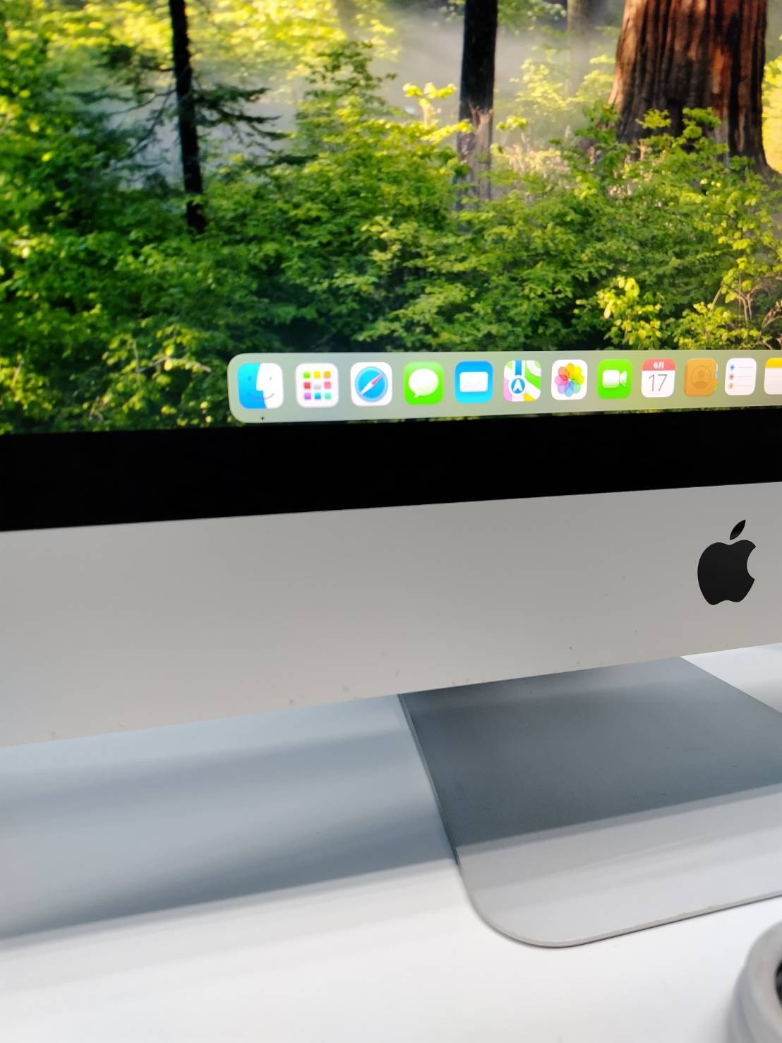 iMac（Retina 5K,27インチ,2019）1.03GB/8GB〈MRQY2J/A〉 | 中古