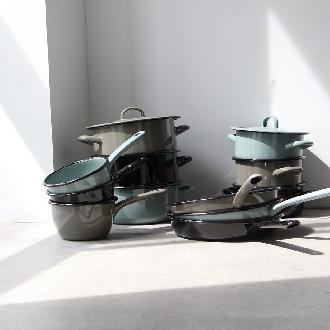 Enamel Flying Pan 24cm / ホーローフライパン 24cm / MUNDER-EMAIL